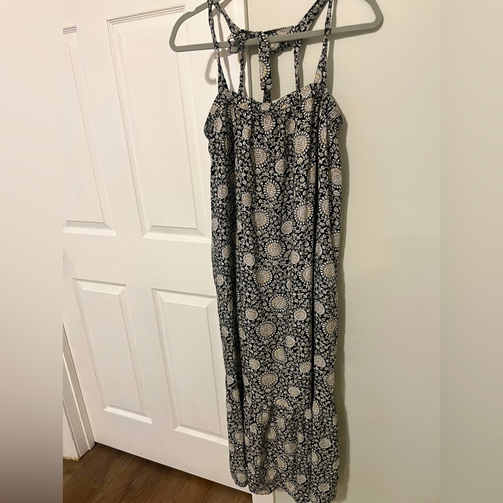 Floral vacation dress